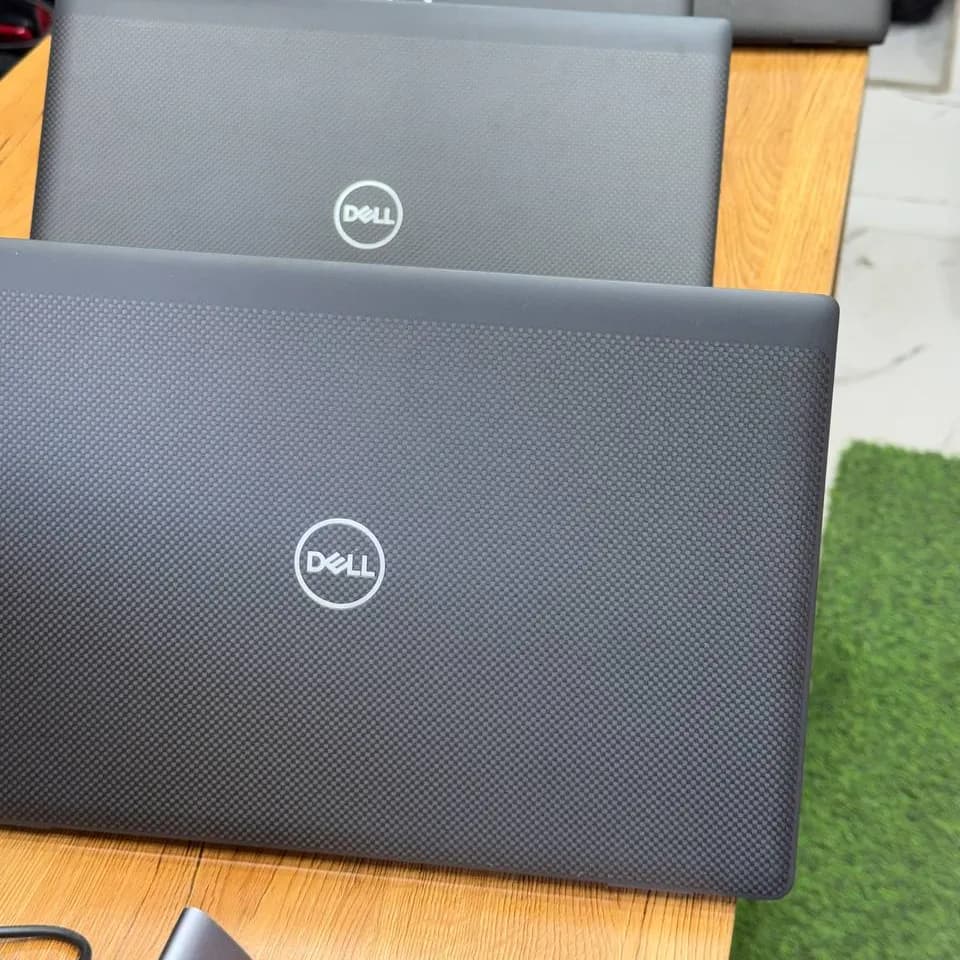 Dell Latitud 7530